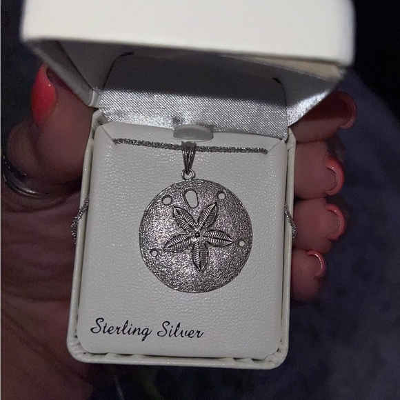 Sterling Silver Diamond Cut Sand Dollar Pendant Necklace - Picture 2 of 5